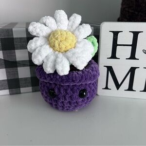 Crochet Purple Plush Flower Pot with Daisy by Petunias Plushie Patch